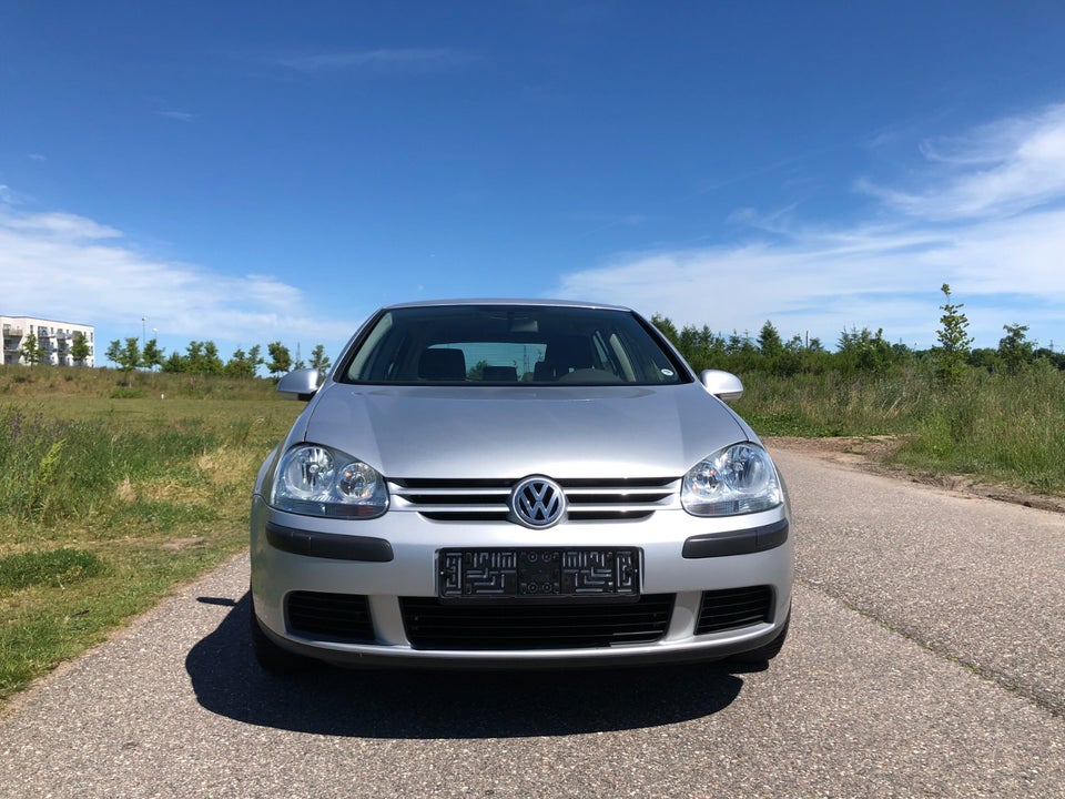 VW Golf V 1,6 Comfortline 5d