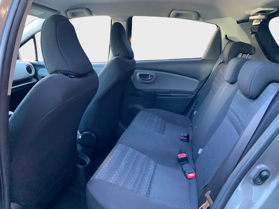 Toyota Yaris 1,0 VVT-i T1 5d