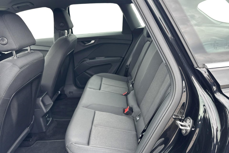 Audi Q4 e-tron 45 Progress 5d