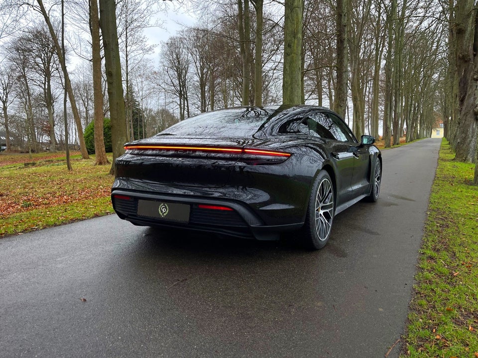 Porsche Taycan 4S Performance+ 4d