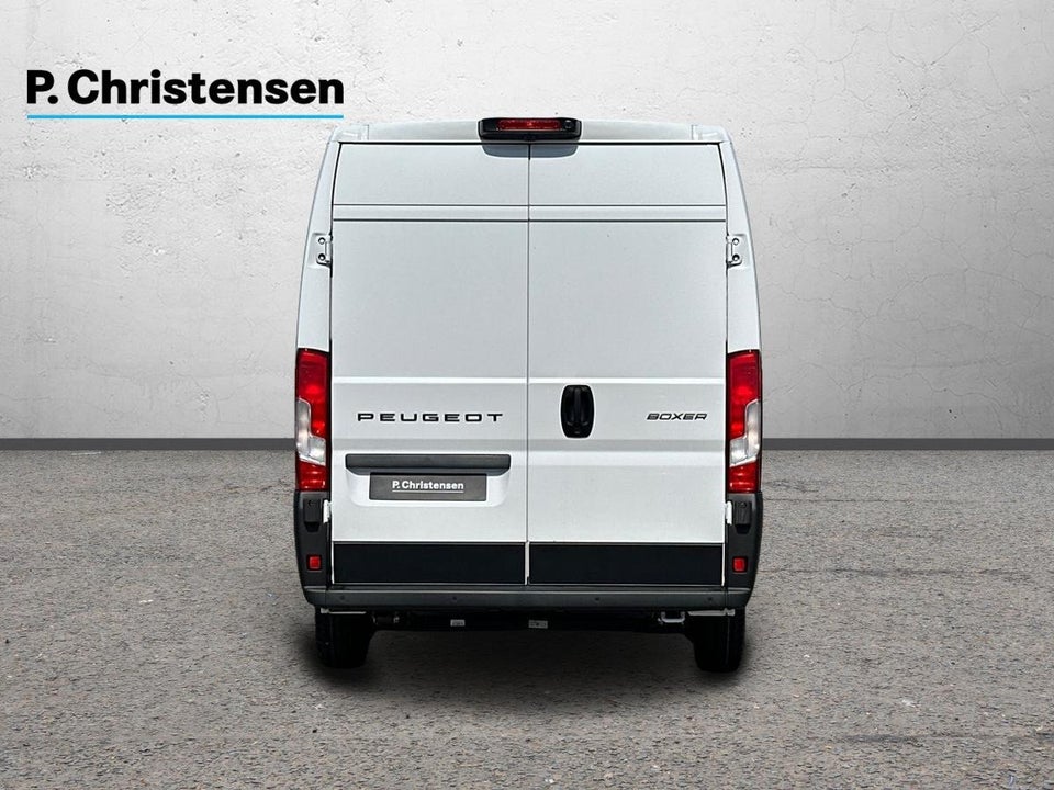 Peugeot Boxer 333 2,2 BlueHDi 140 L2H2 Premium