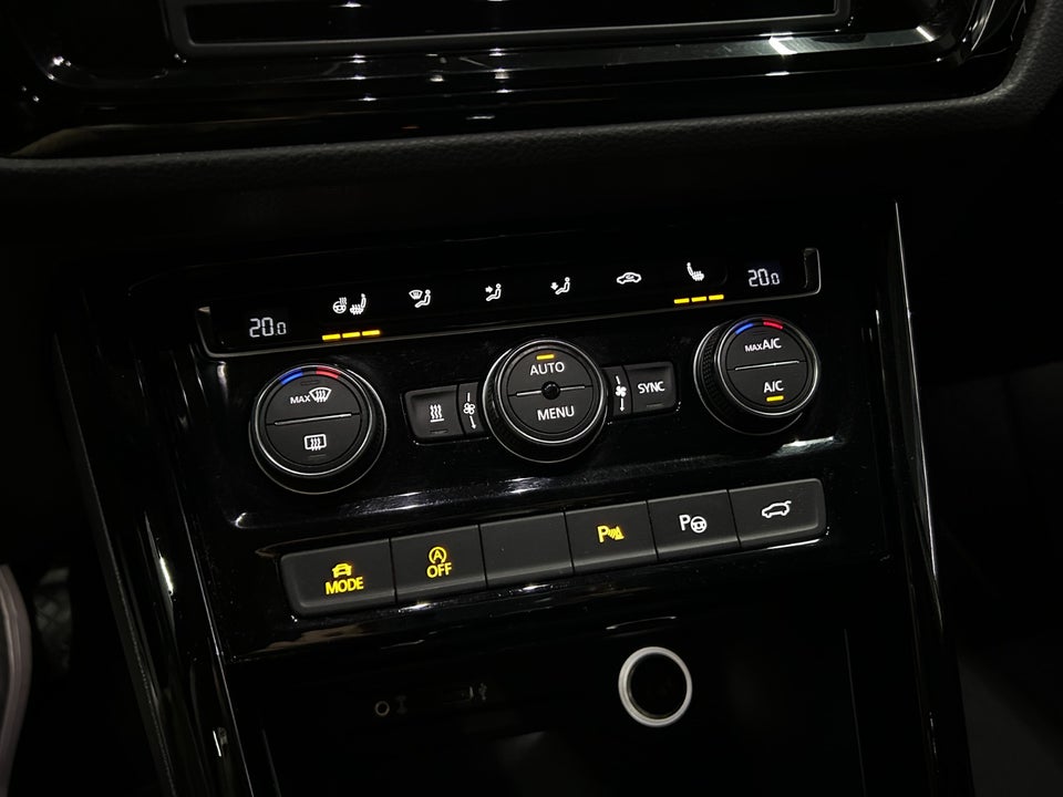 VW Touran 2,0 TDi 190 R-line DSG 5d