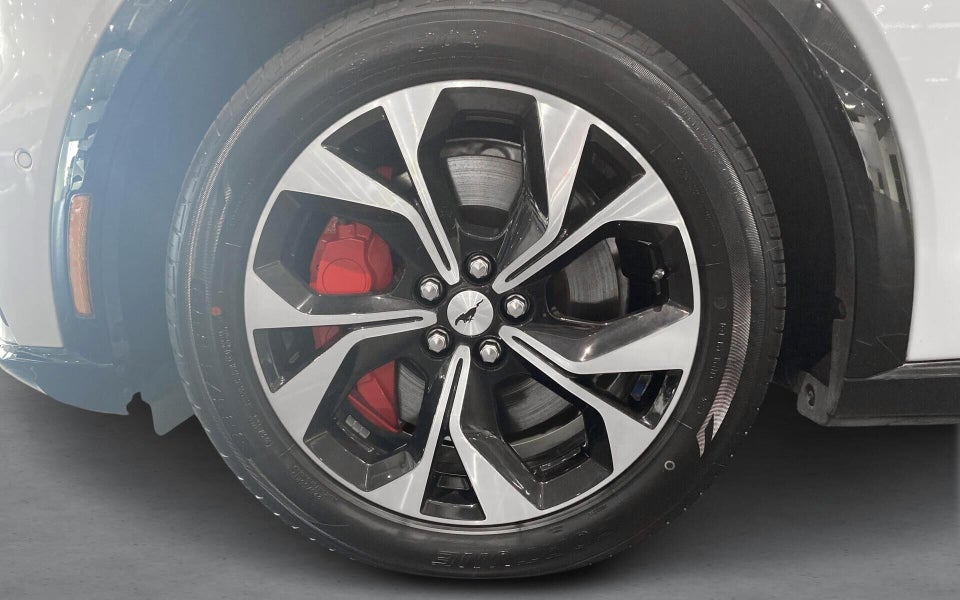 Ford Mustang Mach-E 91 Premium Extended Range AWD 5d