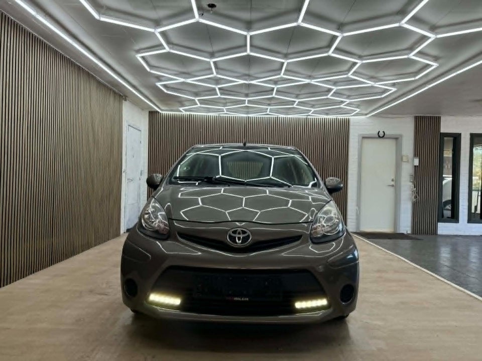 Toyota Aygo 1,0 VVT-i T2 5d