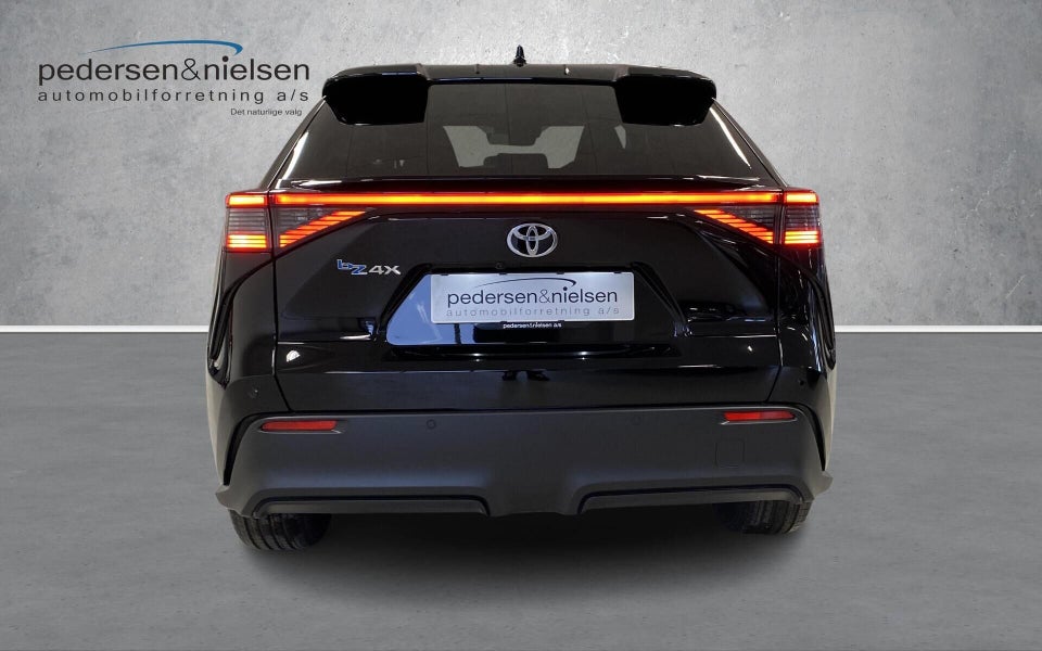 Toyota bZ4X 73 Executive 5d