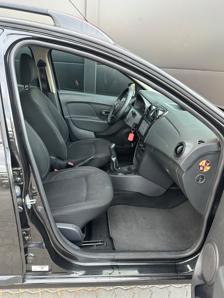 Dacia Logan 0,9 TCe 90 Ambiance MCV 5d