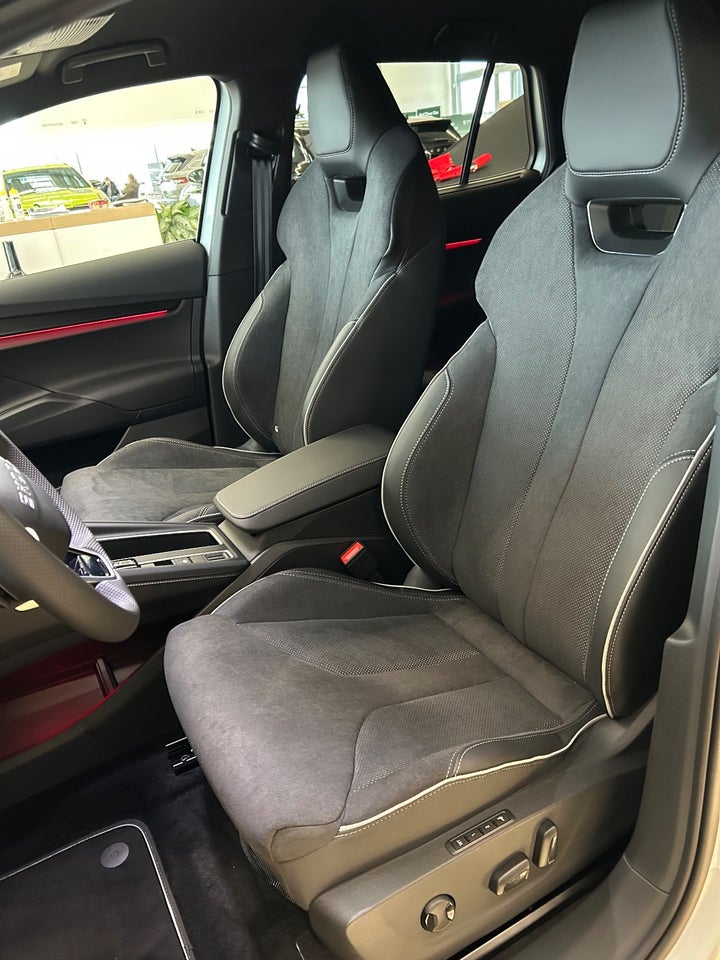 Skoda Enyaq 85 iV Sportline Advanced 5d
