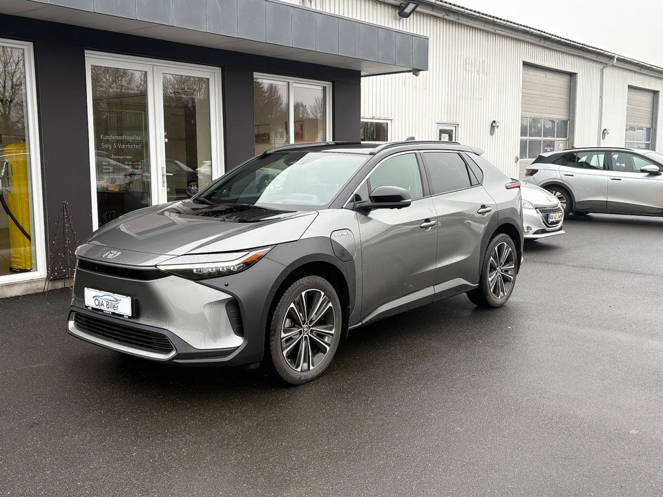 Toyota bZ4X Executive 5d