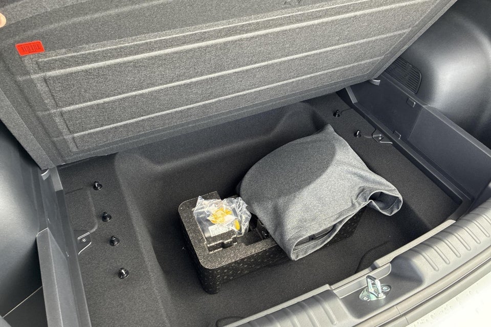 Kia Niro 64 EV Final Edition 5d
