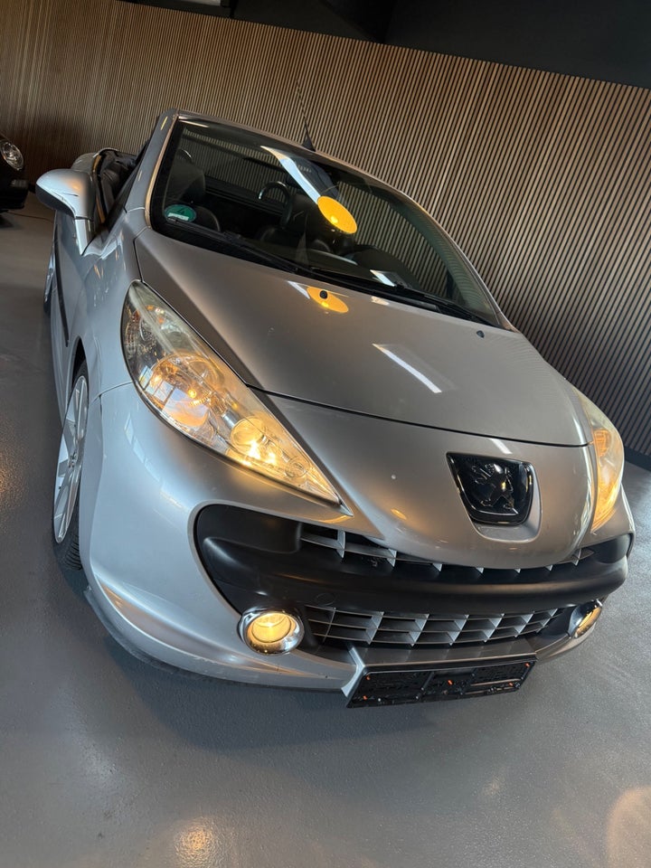 Peugeot 207 1,6 CC 2d