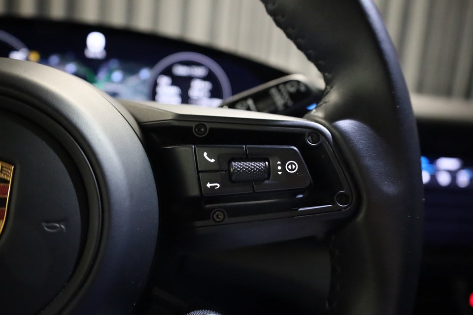 Porsche Taycan 4 Performance+ Cross Turismo 5d