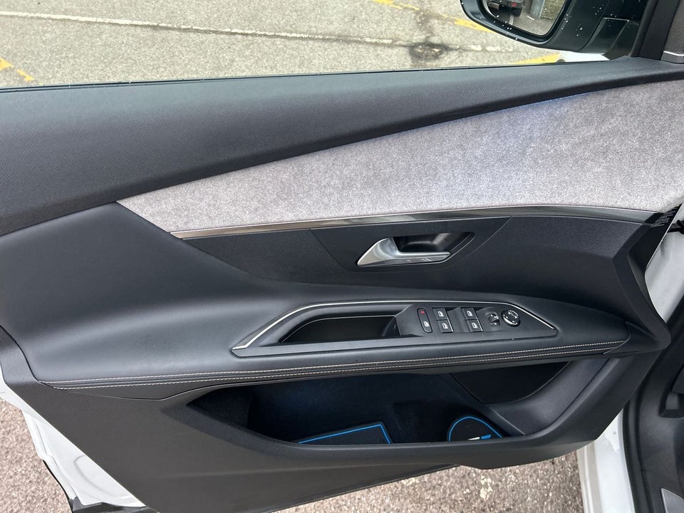 Peugeot 3008 1,6 Hybrid4 GT Pack EAT8 5d