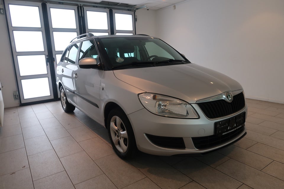 Skoda Fabia 1,2 TSi 86 Ambiente Combi 5d
