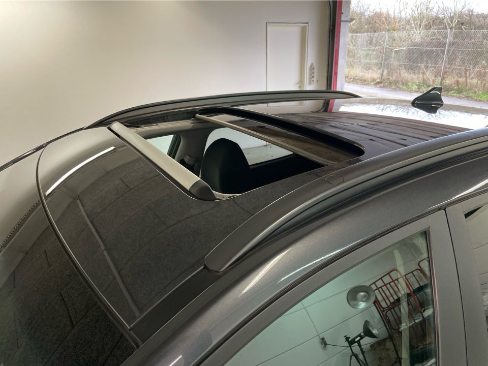 Hyundai Kona 64 EV Premium 5d