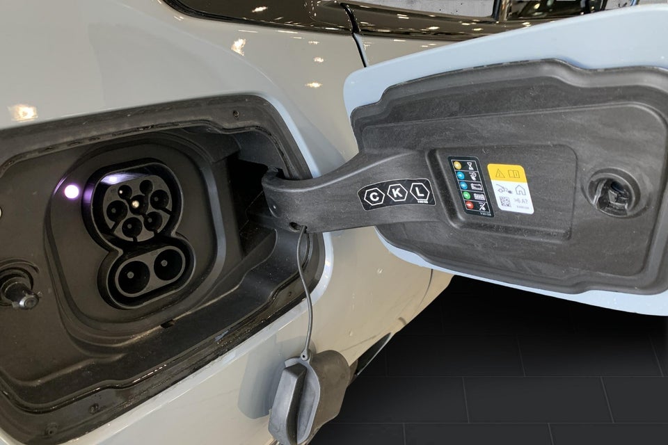 BMW i5 eDrive40 M-Sport 4d