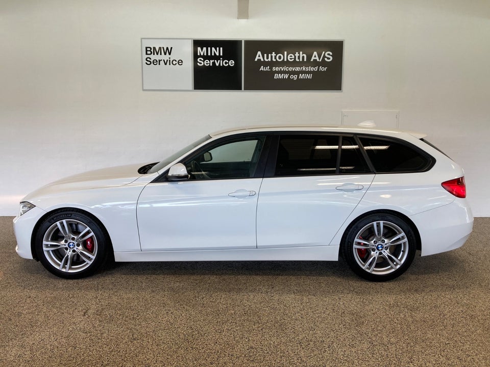 BMW 330d 3,0 Touring Sport Line aut. 5d