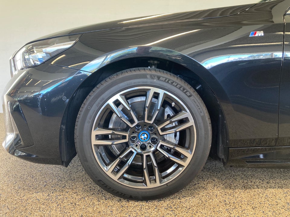 BMW i5 eDrive40 Touring Fully Charged M-Sport 5d
