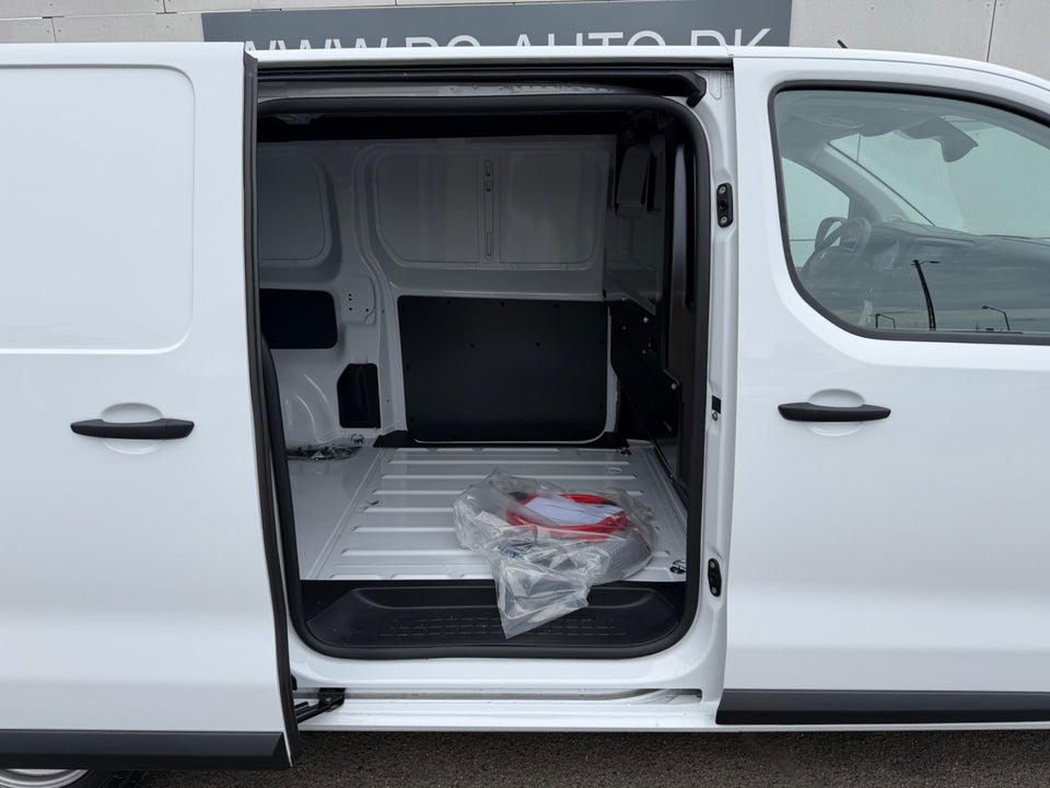 Peugeot e-Expert 50 L2 Plus Van