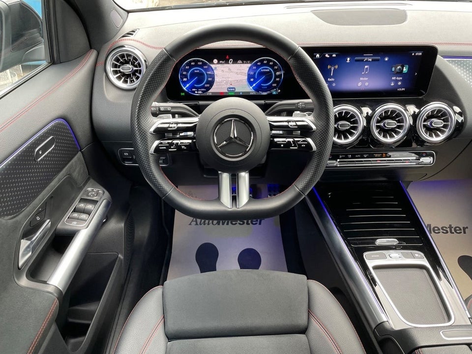 Mercedes EQA350 AMG Line 4Matic 5d