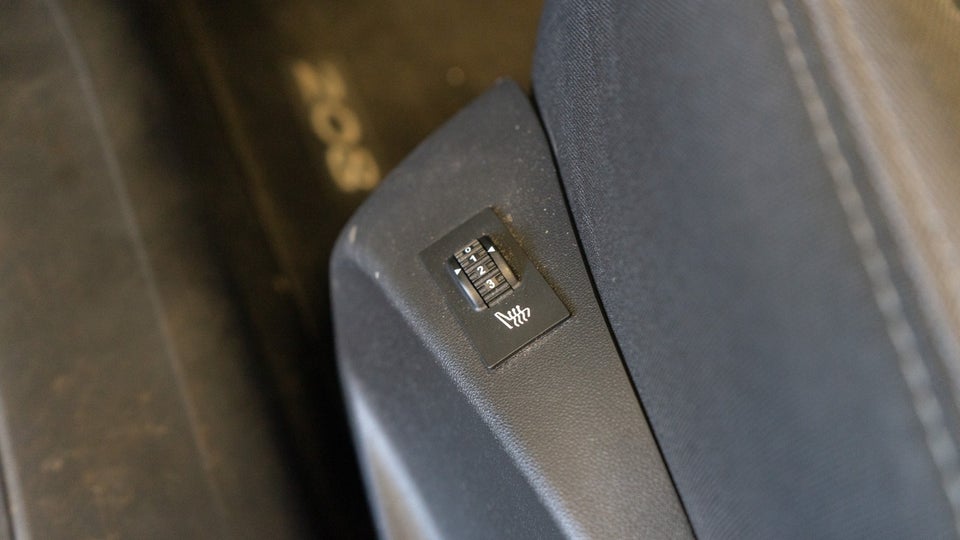 Peugeot 208 1,4 e-HDi 68 Active ESG 5d