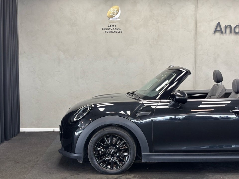 MINI Cooper 1,5 Essential Cabriolet aut. 2d