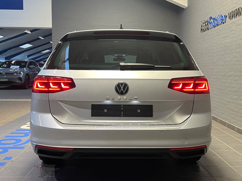 VW Passat 2,0 TDi 122 Business Variant DSG 5d