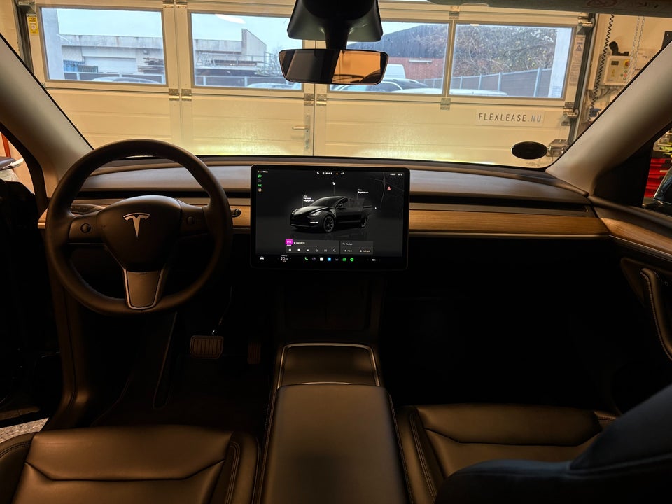 Tesla Model Y Long Range AWD 5d