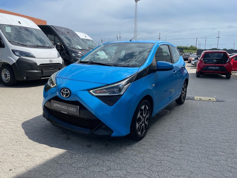 Toyota Aygo 1,0 VVT-i x-plore 5d