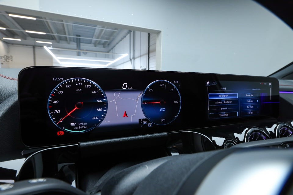 Mercedes EQA350 AMG Line 4Matic 5d