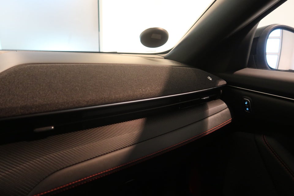 Ford Mustang Mach-E 98 Premium Extended Range AWD 5d