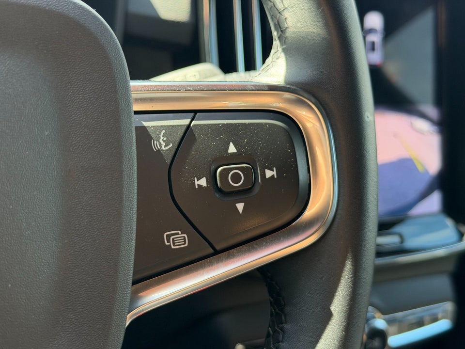 Volvo XC40 ReCharge Plus 5d