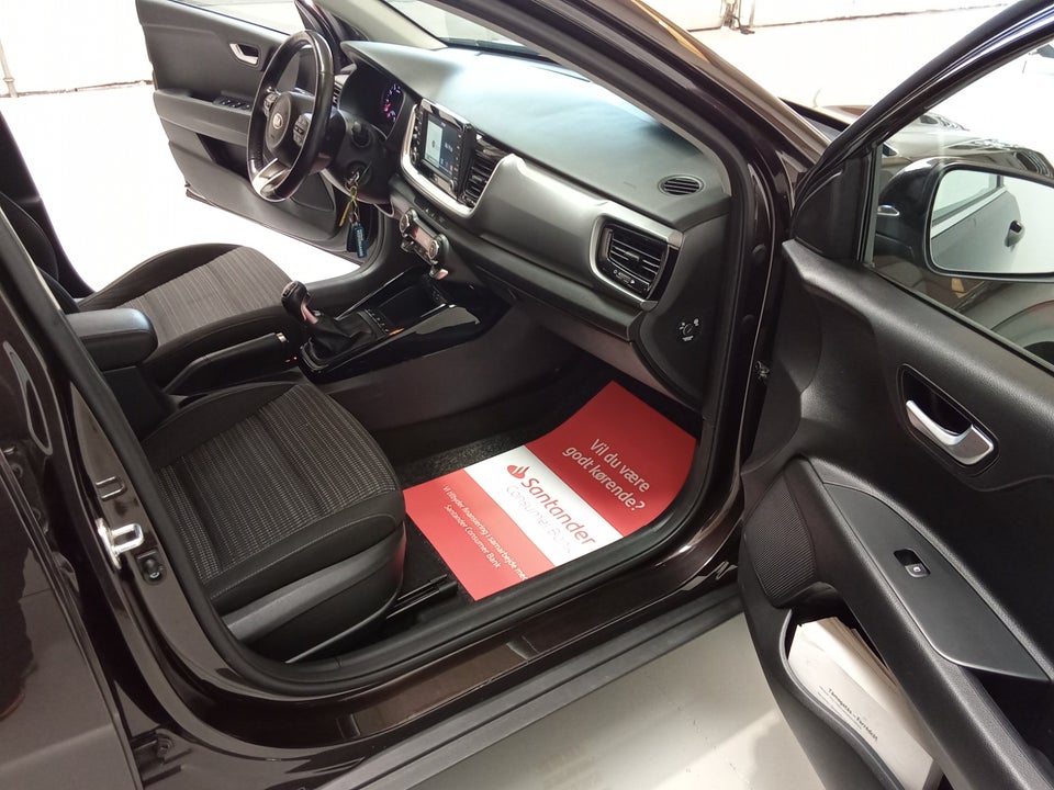 Kia Stonic 1,0 T-GDi Attraction 5d