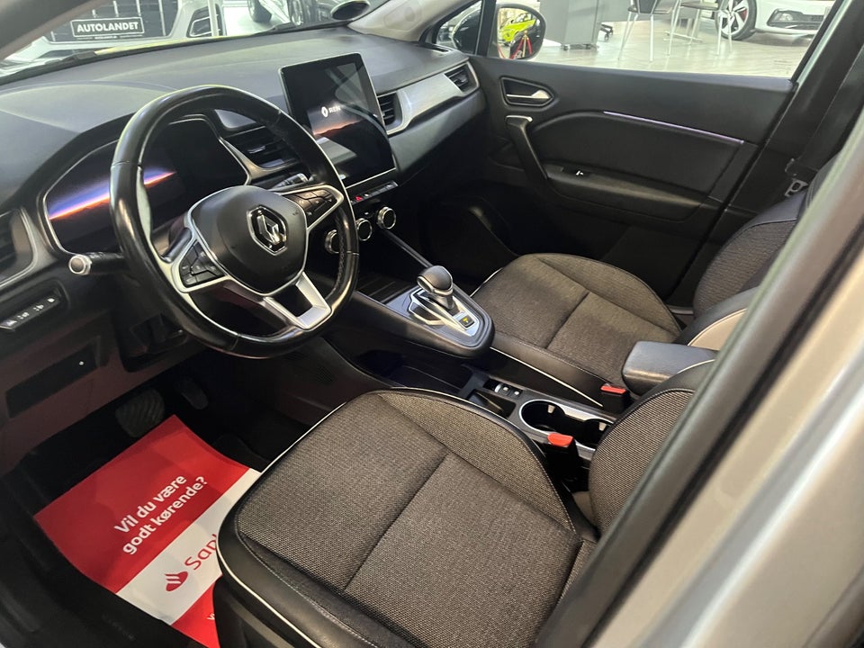 Renault Captur 1,6 E-Tech Intens 5d