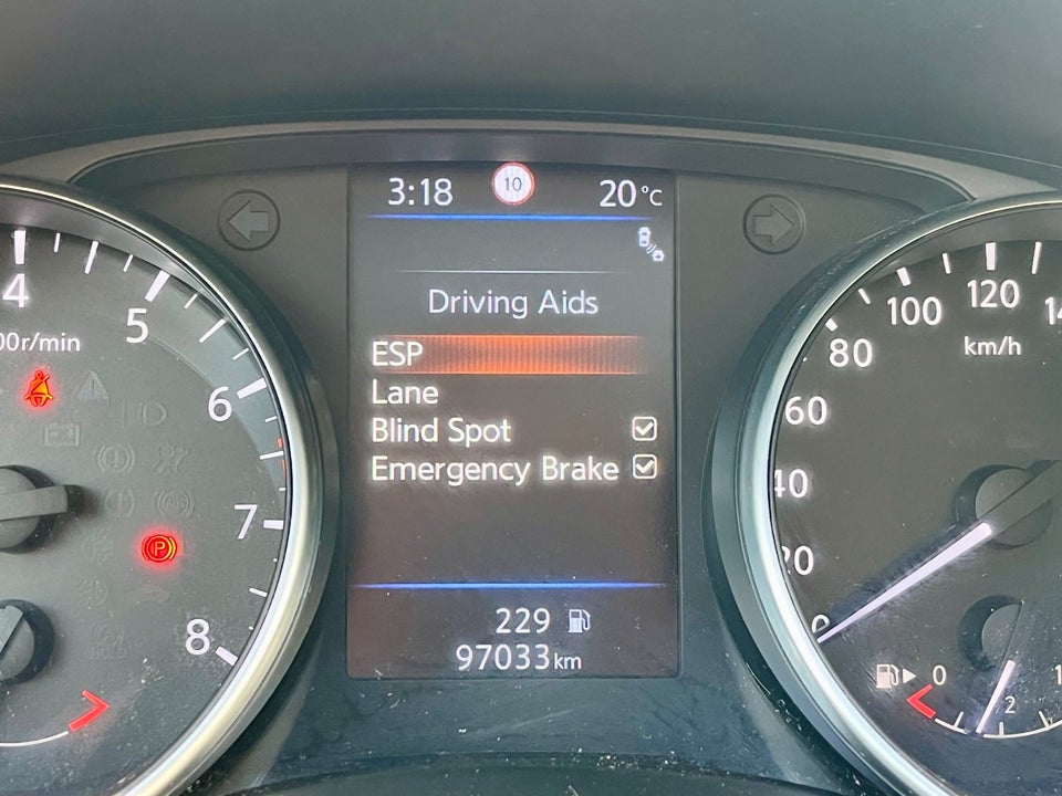 Nissan Qashqai 1,3 Dig-T 160 Tekna 5d