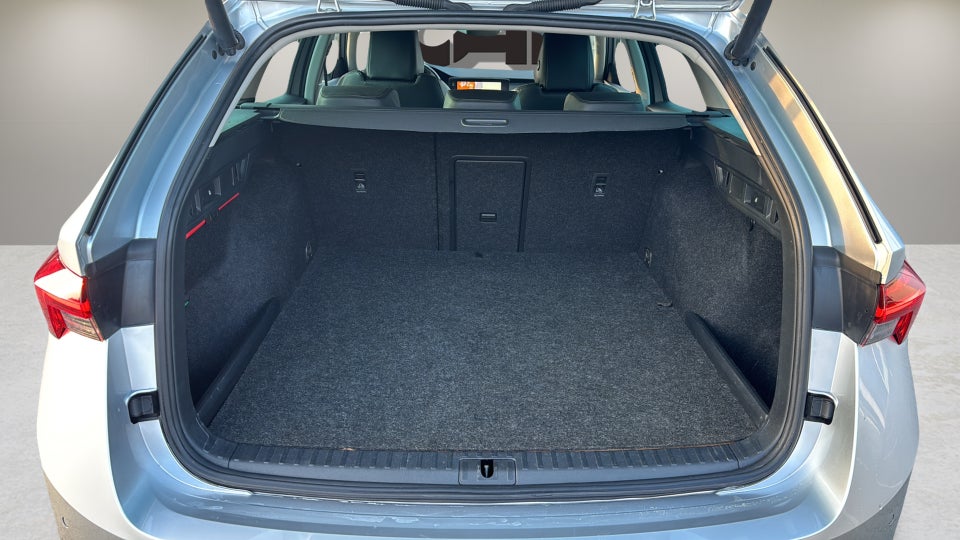 Skoda Octavia 1,4 TSi iV Plus Combi DSG 5d