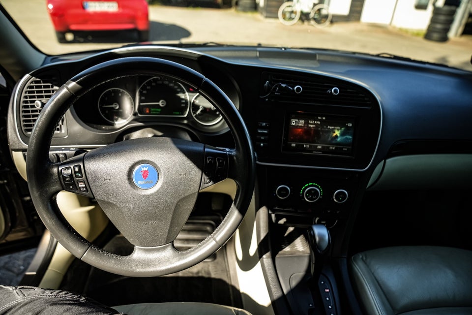 Saab 9-3 1,8 t Expression SportCombi Hirsch aut. 5d