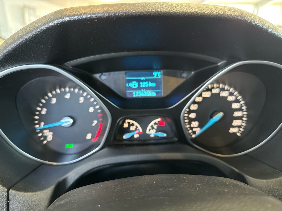 Ford Focus 1,0 SCTi 125 Titanium stc. ECO 5d