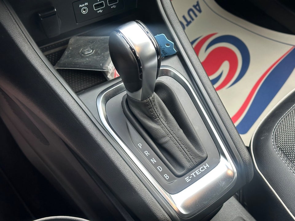 Renault Captur 1,6 E-Tech Intens 5d