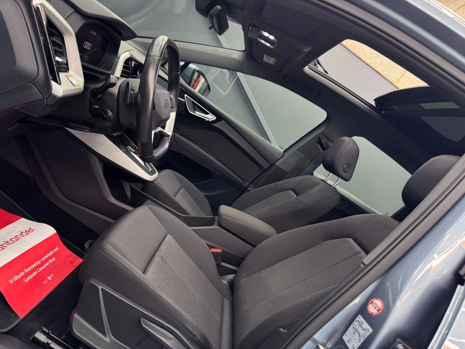 Audi Q4 e-tron 45 Advance quattro 5d