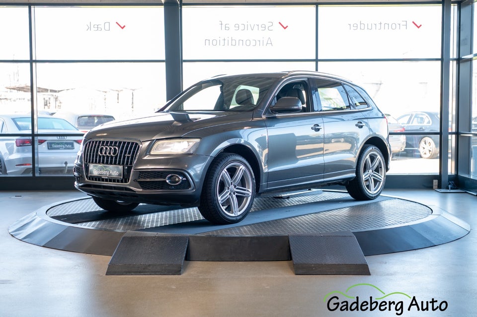 Audi Q5 3,0 TDi 245 S-line quattro S-tr. Van 5d