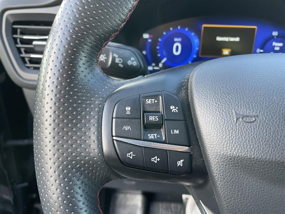 Ford Kuga 2,5 PHEV ST-Line X CVT 5d