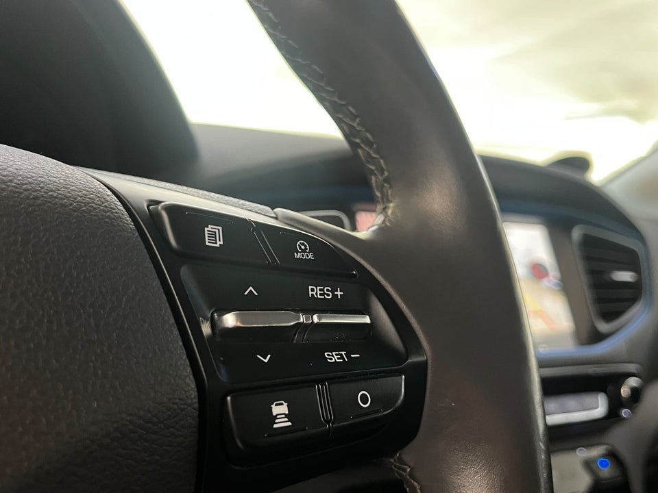 Hyundai Ioniq 1,6 PHEV Trend DCT 5d