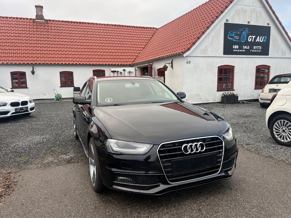 Audi A4 2,0 TDi 150 S-line Avant Multitr. 5d