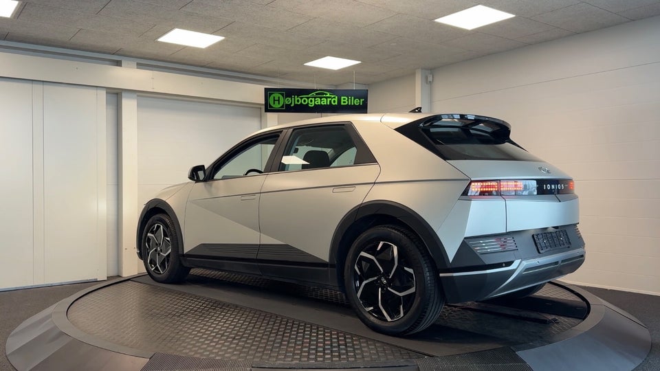 Hyundai Ioniq 5 77 Essential 5d