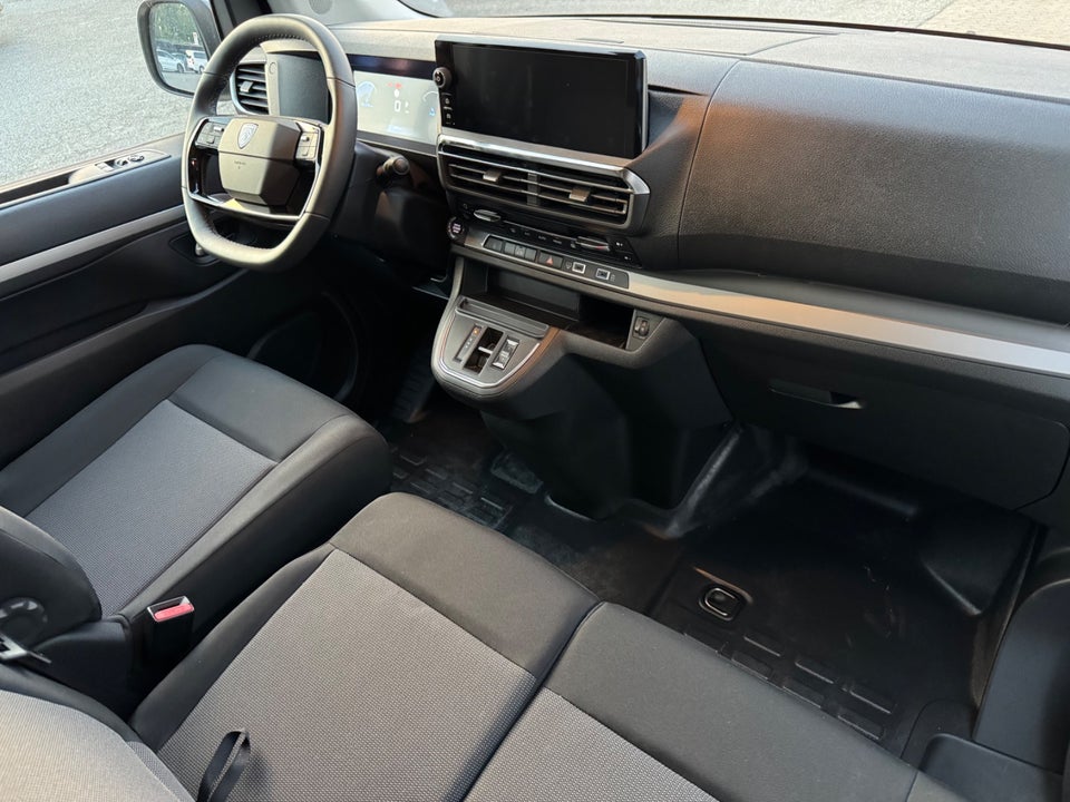 Peugeot e-Expert 75 L3 Premium Van