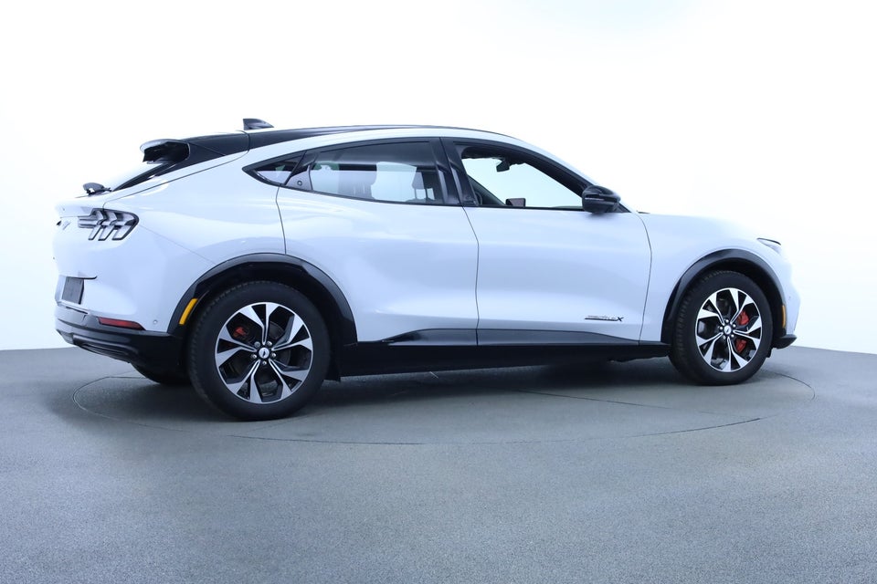 Ford Mustang Mach-E 91 Extended Range AWD 5d