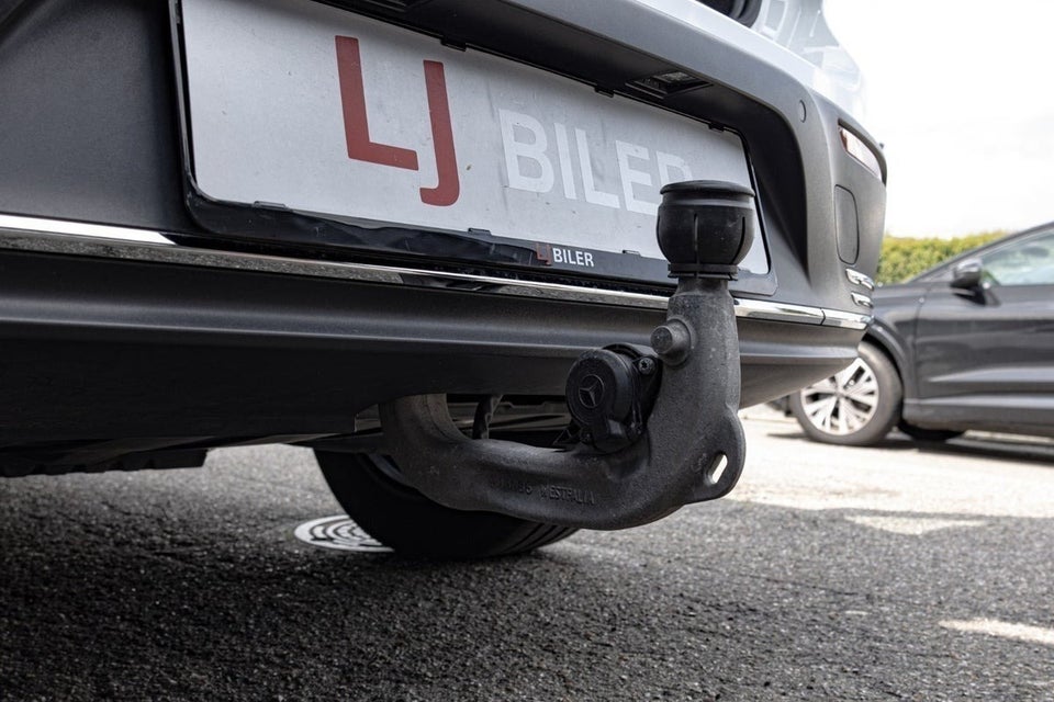 Mercedes EQB300 Progressive 4Matic 5d