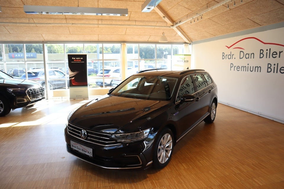 VW Passat 1,4 GTE High Variant DSG 5d