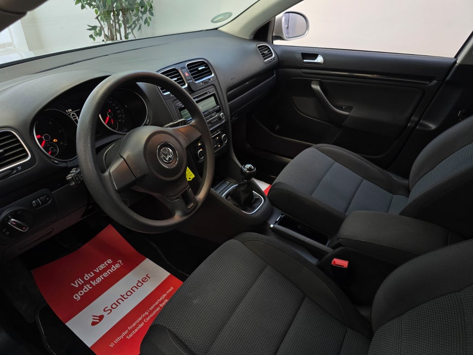 VW Golf VI 1,6 TDi 105 Comfortline Variant BMT 5d