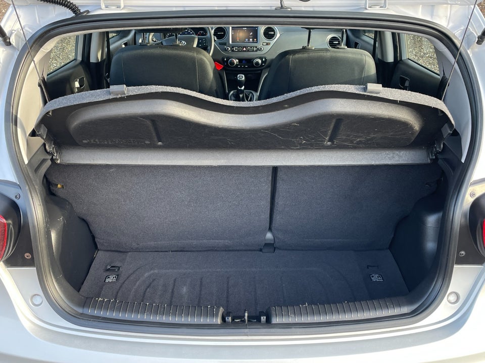 Hyundai i10 1,0 Touch 5d